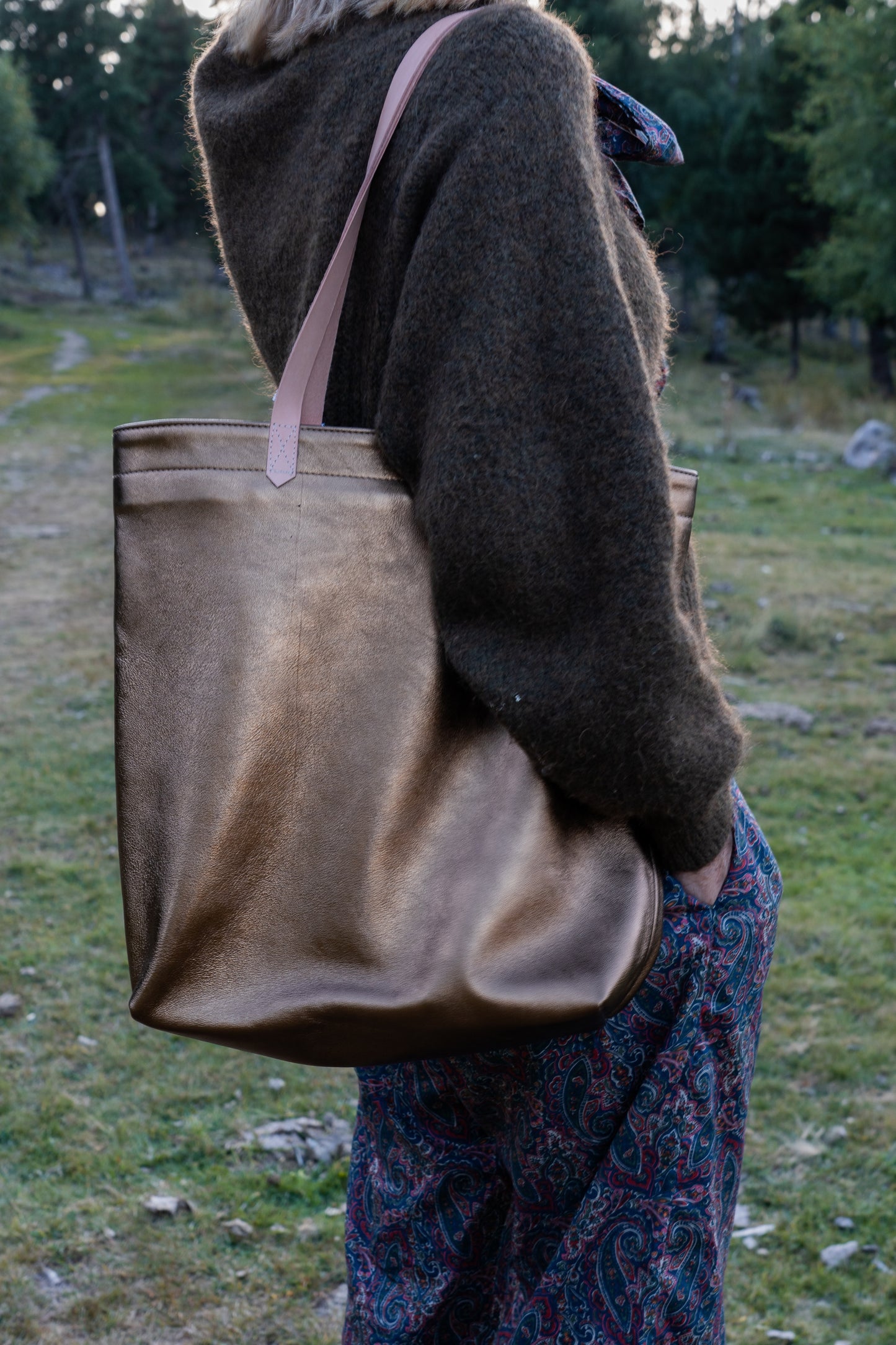 Bolso estilo shopper de piel SOPHIE